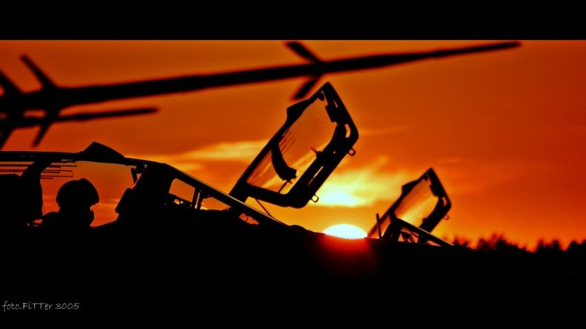 nocne loty w MIROMAR