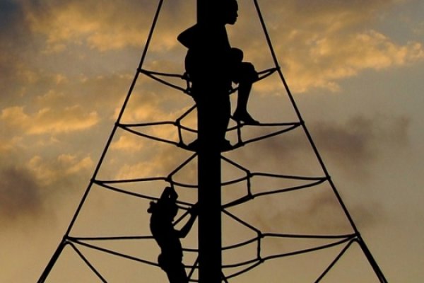 pajęczyną do nieba