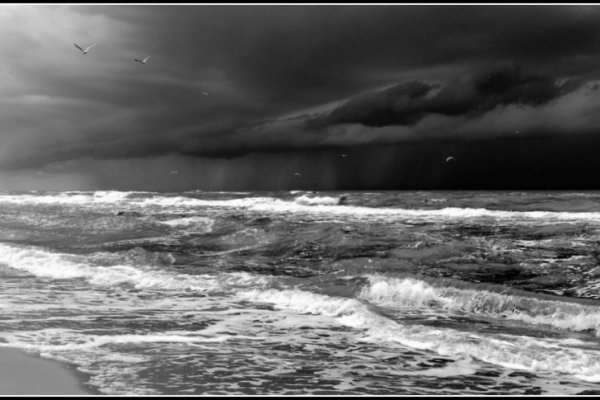 BURZA NAD BAŁTYKIEM