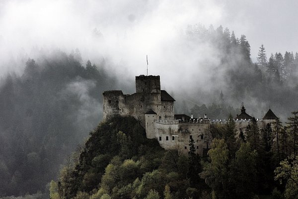 Za siedmioma górami...