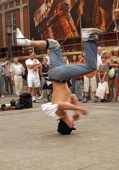 i świat stanął na głowie