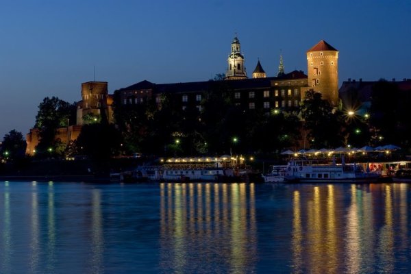 Wawel wieczorem