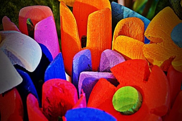 ..łąka ? kwiieciem udrewniona? udziwniona..!!