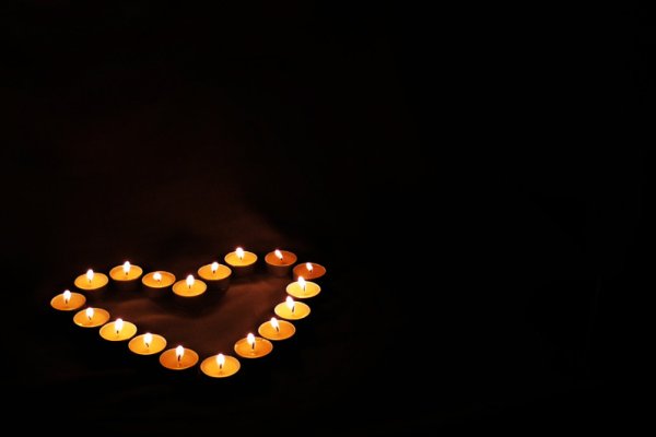 Miłość, światło do innego świata.